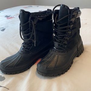 Call it Spring thermolite boots size 6